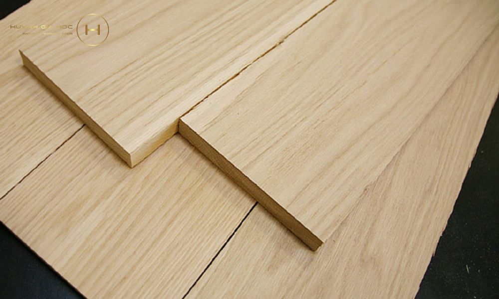 Gỗ sồi trắng tạo cảm giác thoáng đãng